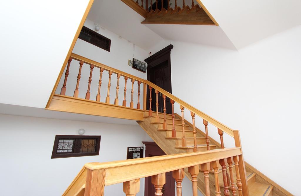 Apartments Casa Menis Ровинь Экстерьер фото